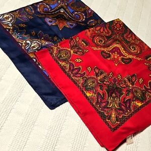 BUNDLE 2 Vtg Totes (1)Red and (1)Blue Paisley Polyester Accessory 31" SQUARE New